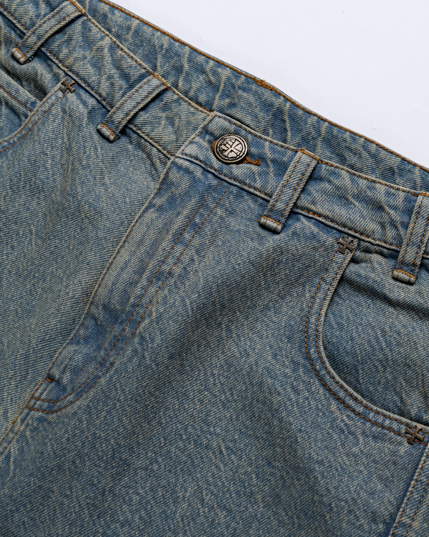 Double Knee Washed Jeans