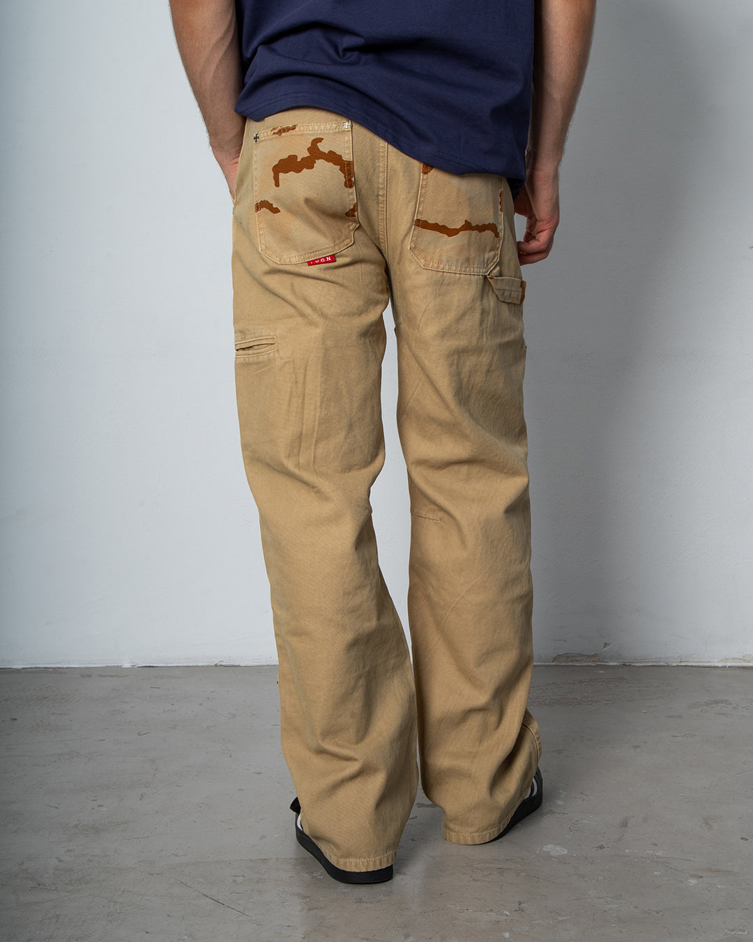 CARPENTER KHAKI