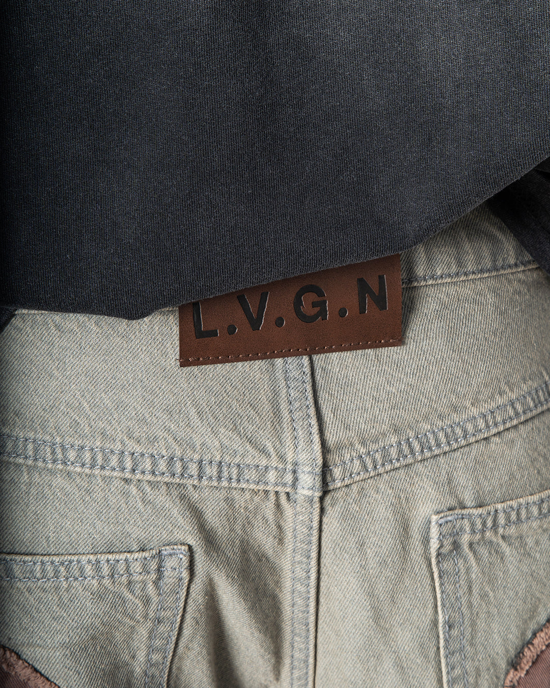 APPLIQUE DENIM